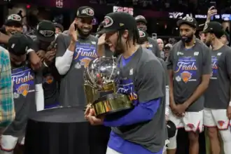 نيويورك نيكس يبلغ نهائي NBA لأول مرة منذ 27 عامًا