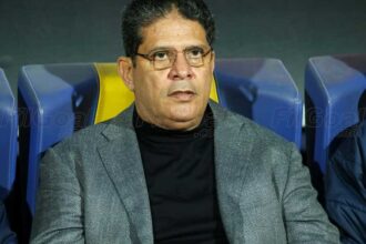 أيمن الرمادي يوجه رسالة شكر لإدارة البنك الأهلي بعد تجديد عقده