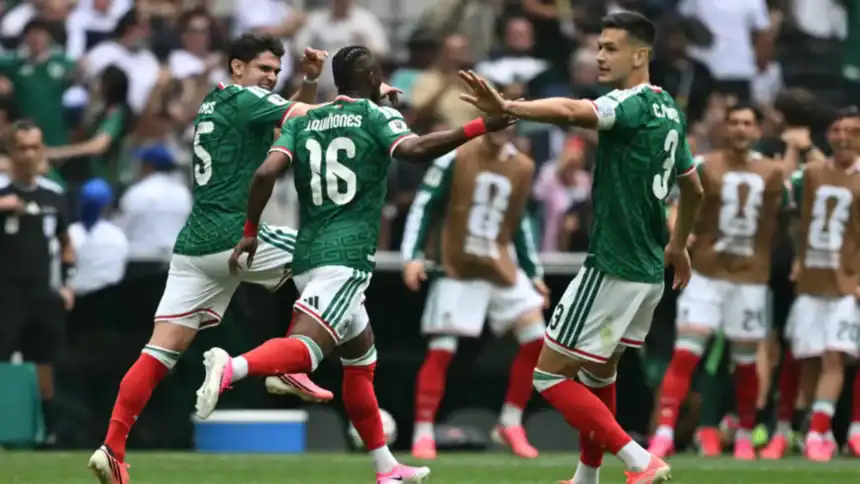 إجلاء مارسيلو خلال افتتاح كأس العالم 2026 بعد اشتباكات قرب ملعب أزتيكا