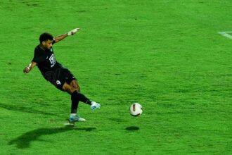 نصار: لا عروض رسمية لأسامة فيصل.. ونرفض فكرة بيع اللاعبين للزمالك