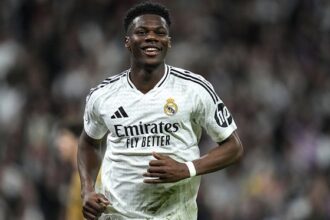 ريال مدريد يفتح الباب أمام رحيل تشواميني إلى مانشستر يونايتد في الصيف