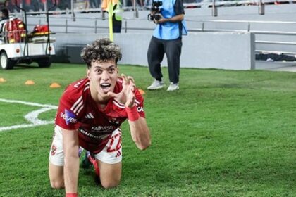 طلب أبوريدة لـ«كاف».. وإمام عاشور يرفض عرض الأهلي.. وانفراجة في أزمة رخصة الزمالك