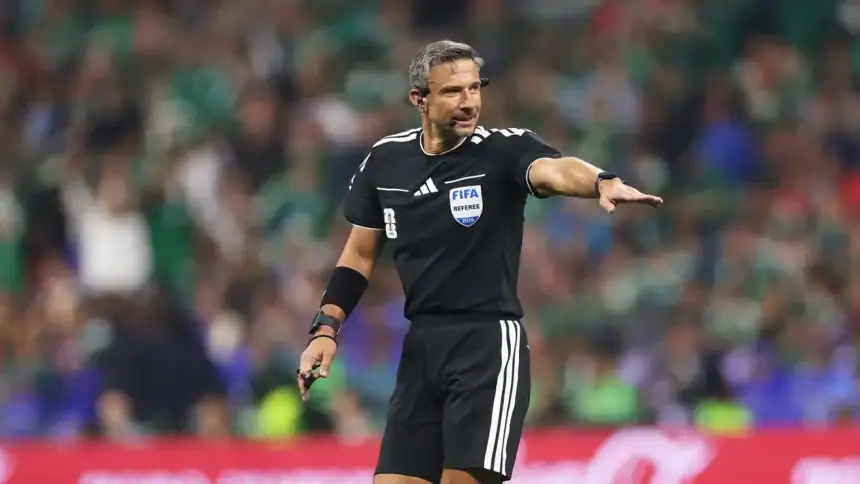 الحكم السلوفيني سلافكو فينتشيتش يدير نهائي كأس العالم 2026