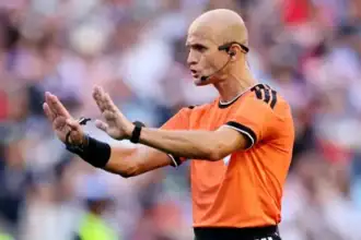 الحكم السلوفيني سلافكو فينتشيتش قبل نهائي كأس العالم 2026