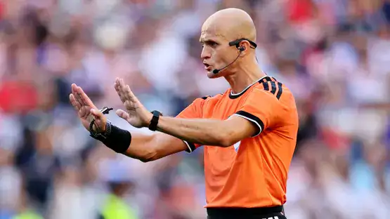 الحكم السلوفيني سلافكو فينتشيتش قبل نهائي كأس العالم 2026