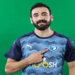 بيراميدز يفتح ملف تجديد عقد مهند لاشين