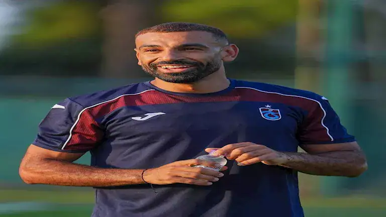 أيمن عبد العزيز يكشف تفاصيل حديثه مع صلاح قبل انتقاله لطرابزون سبور