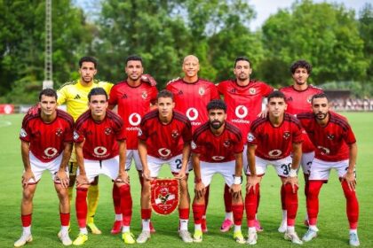 900 ألف يورو.. ناقد يكشف مكاسب الأهلي من مواجهة برشلونة