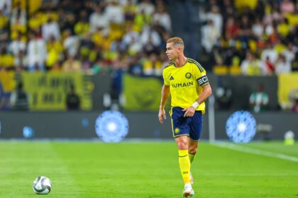 رونالدو يبدع تكتيكيًا ويسجل في فوز النصر على أبها