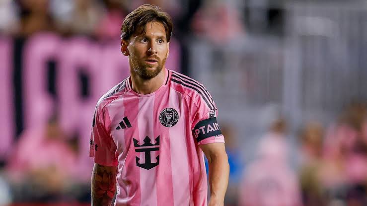ميسي يدخل التاريخ مجددًا مع إنتر ميامي برقم قياسي غير مسبوق في الدوري الأمريكي 1 ميسي يدخل التاريخ مجددًا مع إنتر ميامي برقم قياسي غير مسبوق في الدوري الأمريكي