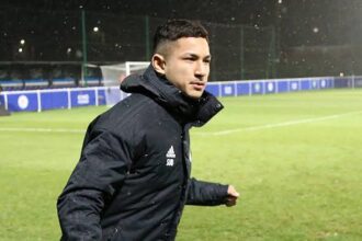 فايق بلقية: أغنى لاعب كرة قدم في العالم يبحث عن نادٍ جديد بعد الرحيل عن راتشابوري