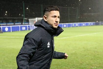 فايق بلقية: أغنى لاعب كرة قدم في العالم يبحث عن نادٍ جديد بعد الرحيل عن راتشابوري