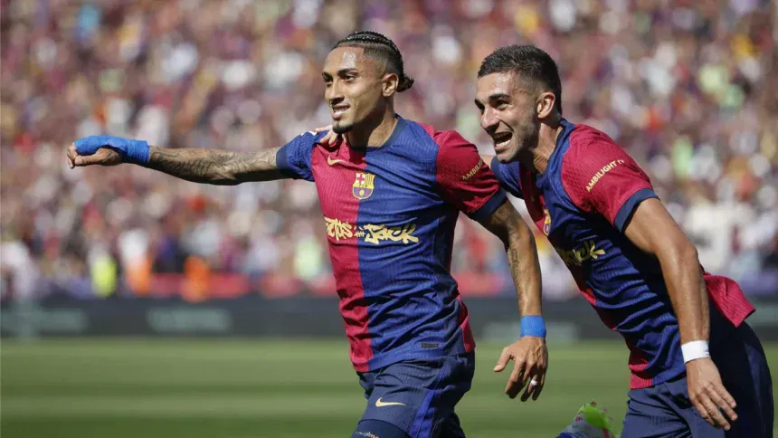 جوليس كوندي مدافع برشلونة يتدرب منفردًا قبل كلاسيكو ريال مدريد