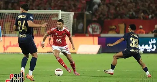 قمة 133 تجمع الأهلي والزمالك الأحد 11 أكتوبر في الدوري المصري