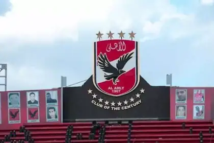 لاعبو الأهلي خلال المران بعد التعادل مع القناة في الدوري المصري