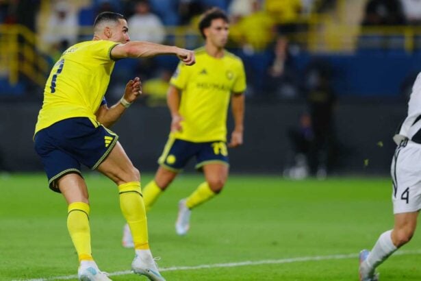 النصر يهزم نفتشي فرغانة 3-1 ورونالدو يحتفل بالوشاح السعودي