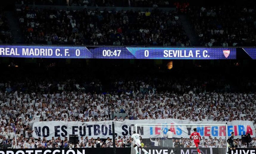 إشبيلية يسخر من تحكيم مباراة ريال مدريد بعد الخسارة 4-1