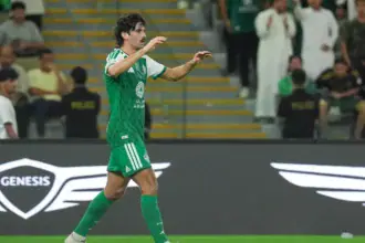 منتخب البرتغال يشيد بهدف وأسيست ترينكاو في فوز الأهلي على الوصل