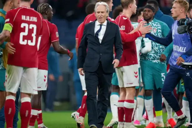 هويولوند يدفع مدرب البرتغال جيسوس بعد نهاية مباراة دوري الأمم