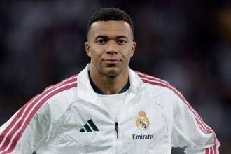 كيليان مبابي مهاجم ريال مدريد وقائد منتخب فرنسا